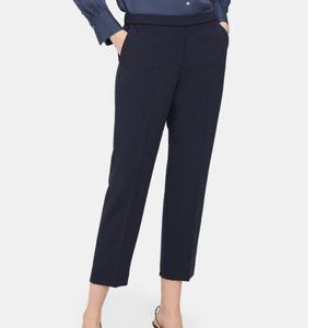 Theory Slim Cropped Pant in Deep Navy Crepe